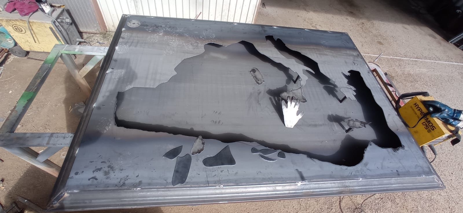 A Castiglione Cosentino la scultura dedicata al “Migrante Ignoto”