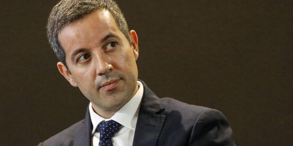 Il senatore calabrese legge un testo di Chat Gpt in Parlamento. «Provocazione per aprire un dibattito»