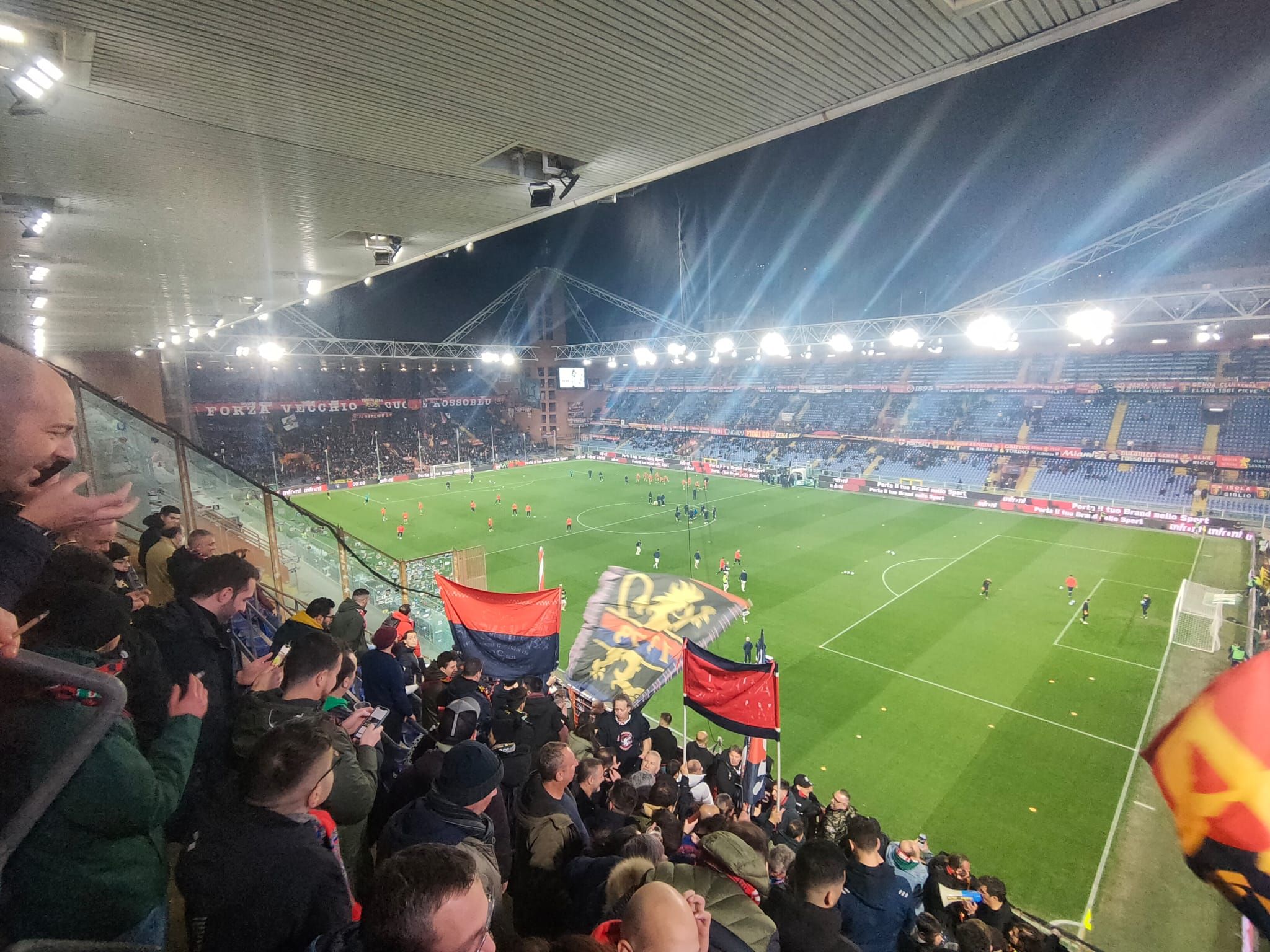Nuovo tonfo esterno per il Cosenza, sconfitto per 4-0 dal Genoa. Vince solo il tifo rossoblù