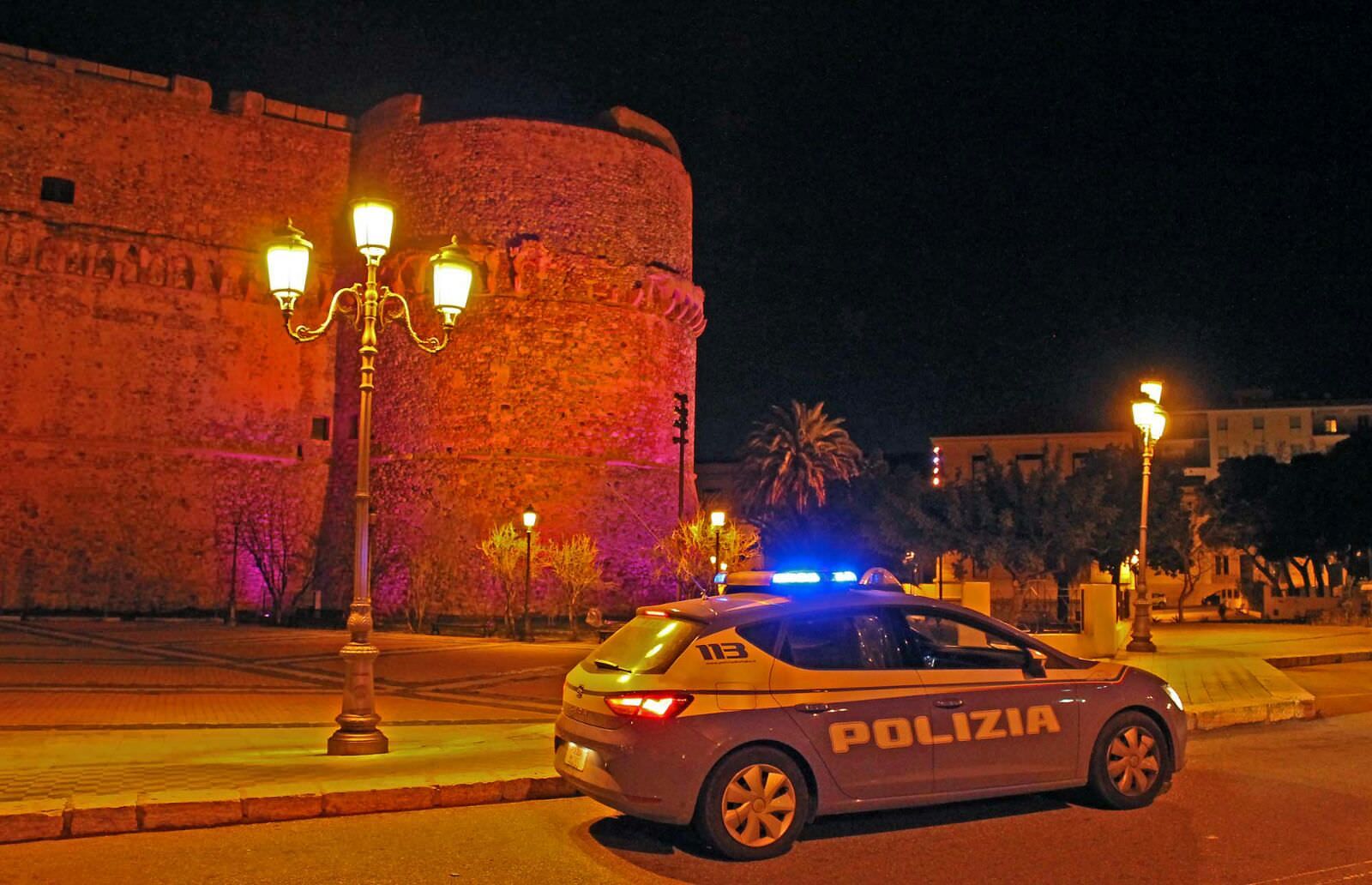 Reggio, arrestati due uomini: si erano introdotti nel Castello Aragonese