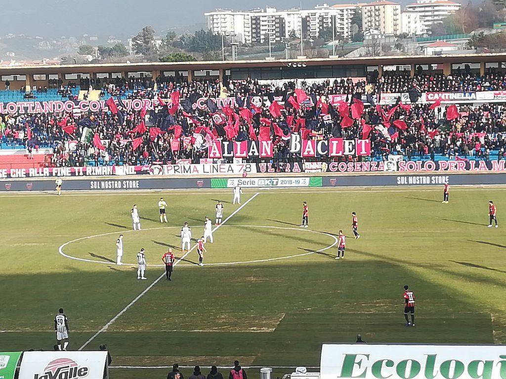 Tra Cosenza e Ascoli un pareggio nel(l'ultimo) giorno di Baclet