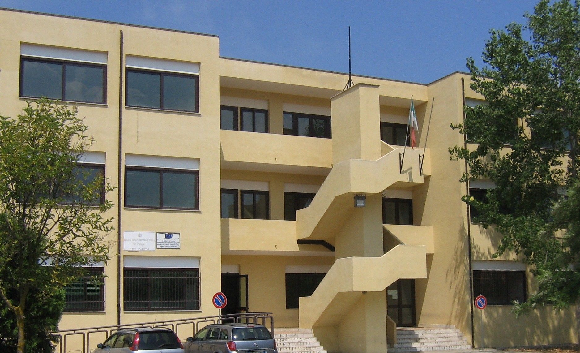 Sicurezza nelle scuole, Provincia pronta ad avviare interventi strutturali all’Itis di Vibo Valentia