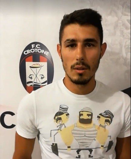 Terzo colpo per il Crotone: arriva Davide Faraoni