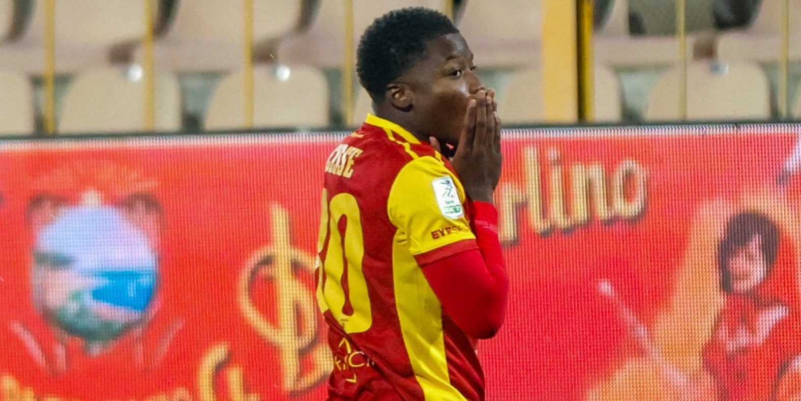 Catanzaro, Cisse verso il Psv Eindhoven: trattativa alle battute finali