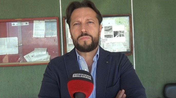 Cosenza, Costanzo: «Il tumore alla prostata è sottovalutato. Diagnosi precoce è fondamentale»