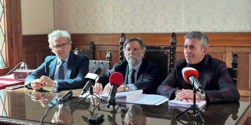 : Gruppo Consiliare Azione “Donato - Parisi - Veraldi”