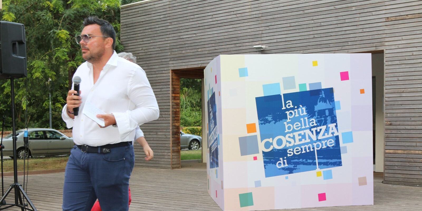 Cosenza, Ambrogio: «Al centro del nostro programma elettorale ci sarà tanto welfare e sociale»