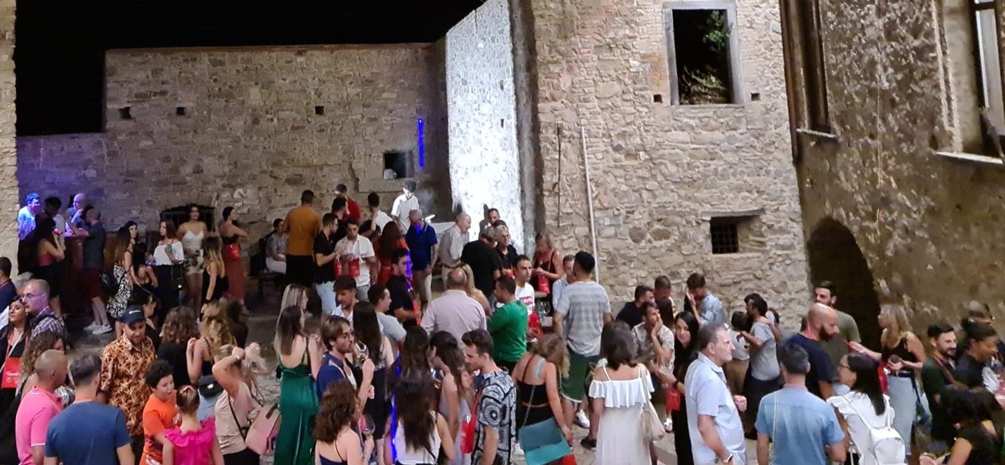 Oriolo, il borgo che “Vincanta”