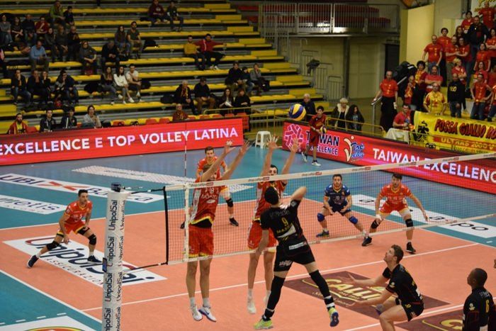 Volley, nuova sconfitta casalinga per la Tonno Callipo