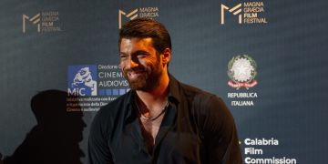 Magna Graecia Film Festival, Soverato riabbraccia il grande cinema: da Can Yaman a Kevin Spacey – VIDEO
