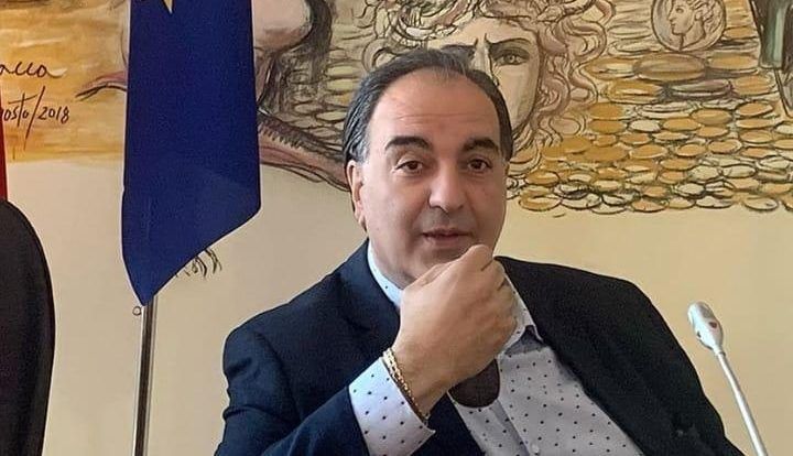 Cosenza, maltrattamenti e violenze nei confronti della ex: in carcere il vicepresidente del Consiglio comunale Sacco