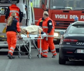 Schianto nella notte a Belmonte, muore un ragazzo