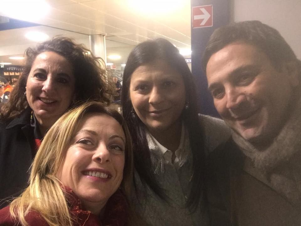 Meloni: «Giusto sciogliere le Camere se vinciamo in Emilia e in Calabria»