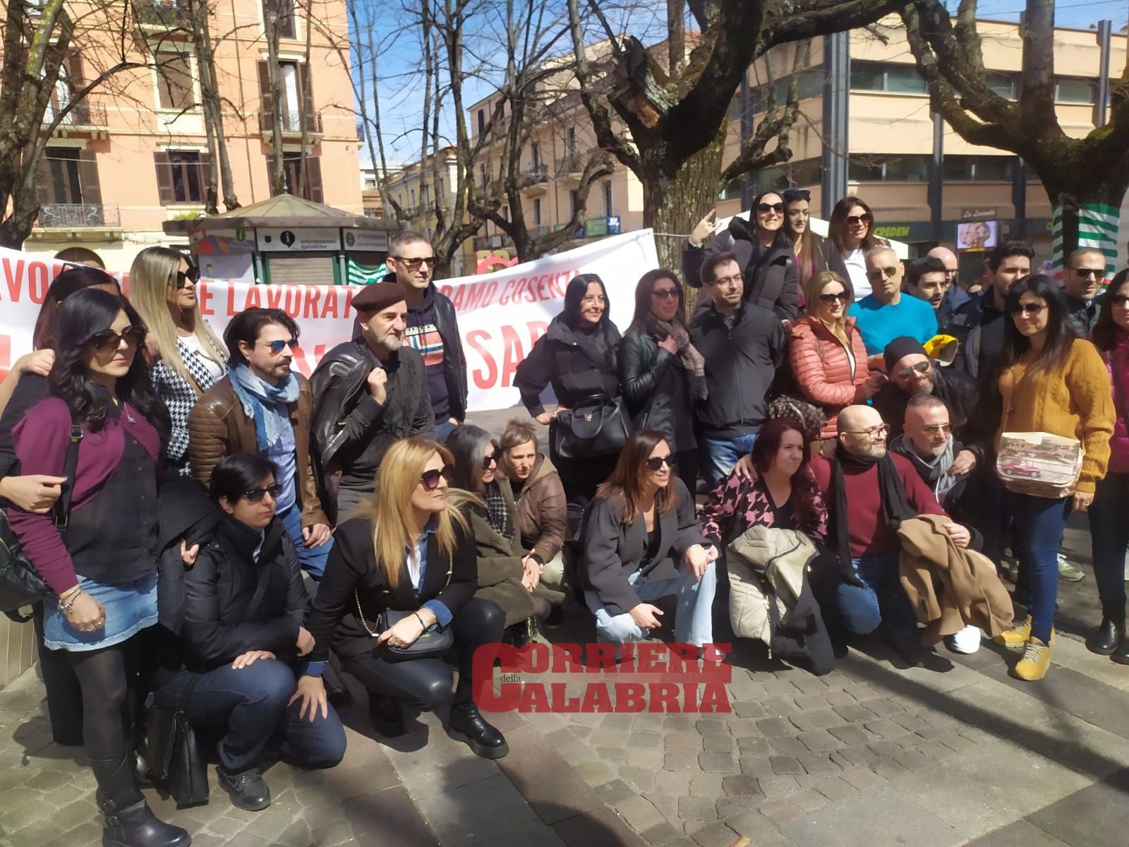 «Tragedia sociale per 1000 famiglie, serve un tavolo di crisi permanente sulla vertenza Tim» – FOTO e VIDEO