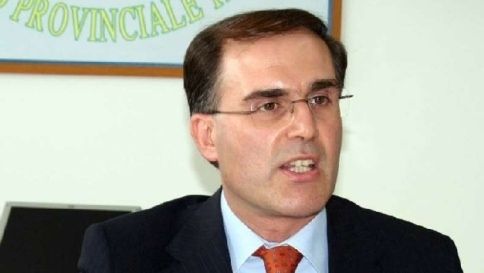 Ex pm: «Complotto contro di me». Indagini a Catanzaro