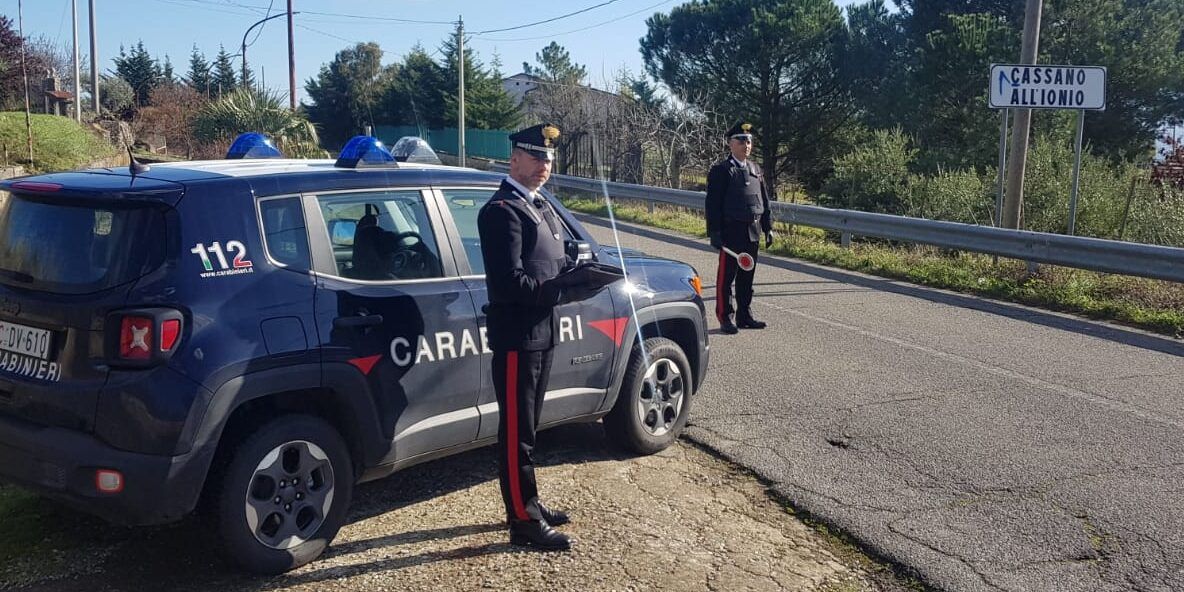 Agguato a colpi di pistola a Cassano, 29enne arrestato dai carabinieri
