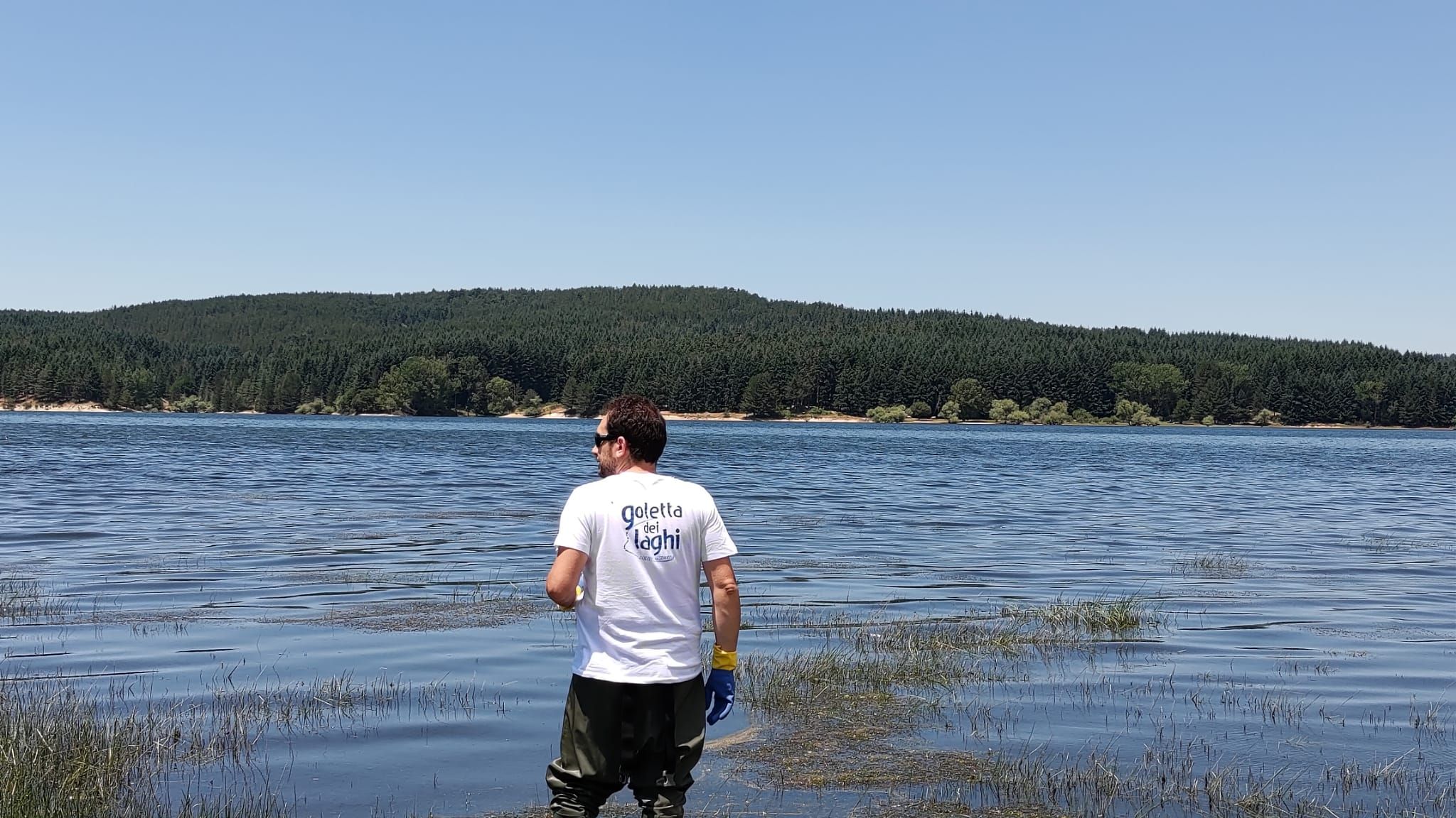 Qualità delle acque dei laghi, Legambiente: «Forti criticità nell’Arvo. Bene Cecita e Ampollino»