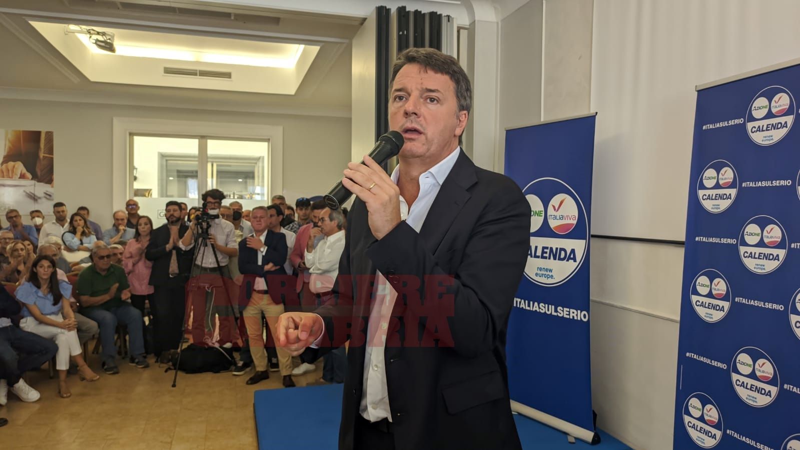 Renzi: «Meloni regge fino al 2027. Ma se avrà problemi la aiuterà Conte»