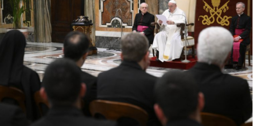Il Papa ai seminaristi calabresi: «Non siate carrieristi né chierici di Stato»