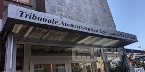 Porto d’armi negato perché fratello di un uomo legato alla ‘ndrangheta: il Tar ribalta tutto