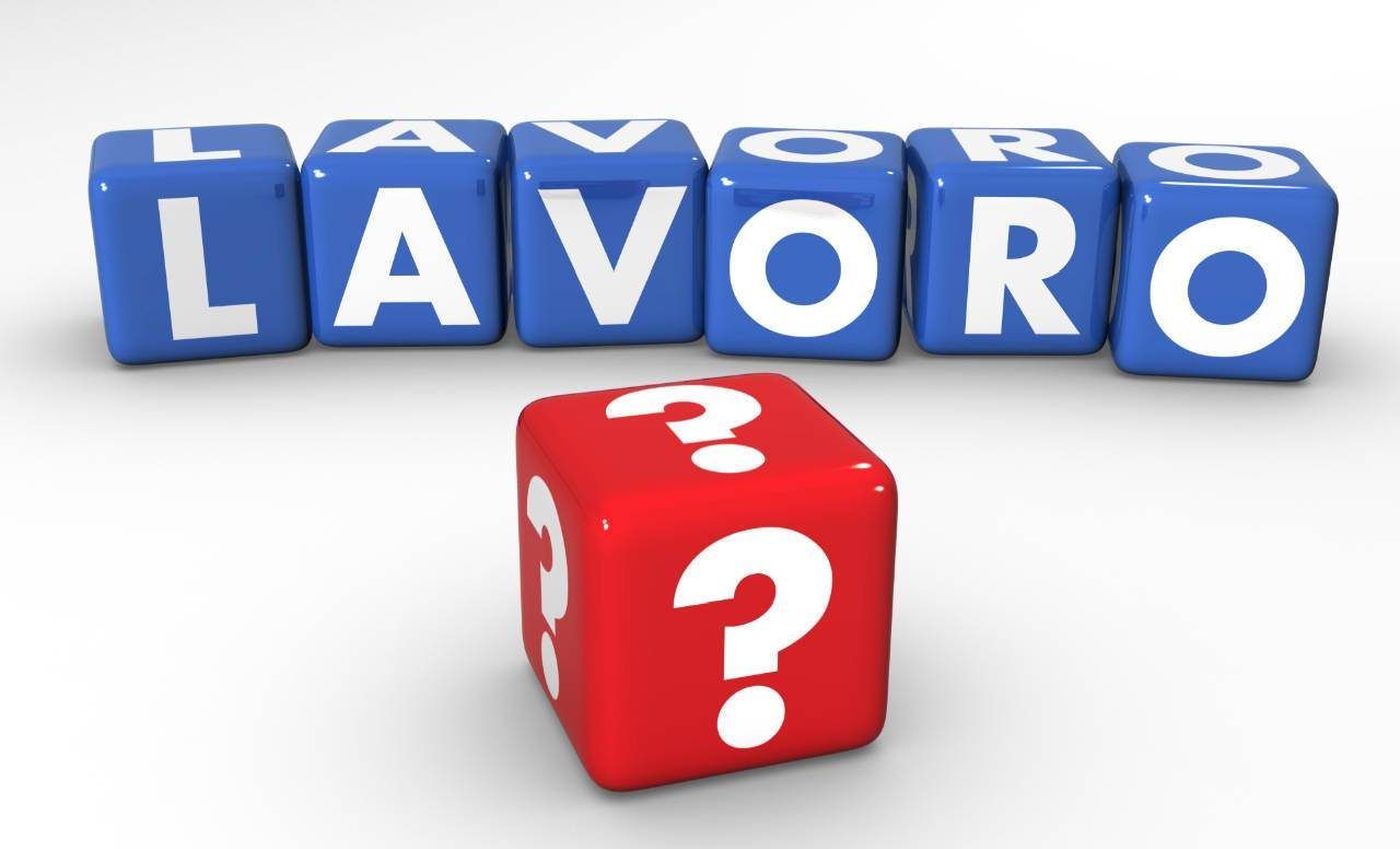 Programma stages, il ministero blocca i fondi