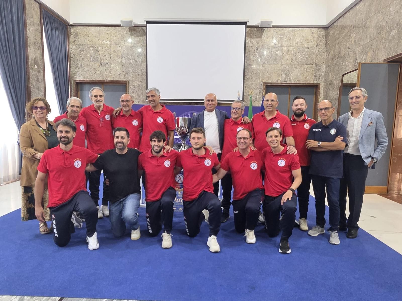 Caruso riceve a Palazzo dei Bruzi la squadra dei Medici Cosenza FC vincitrice del 6° scudetto nazionale