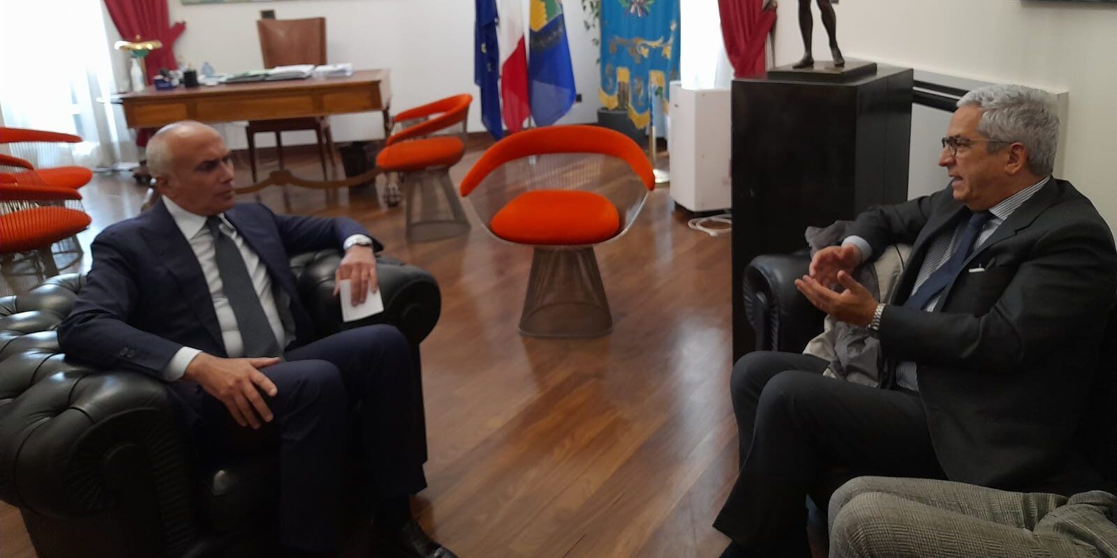 Area urbana, vertice a Palazzo dei Bruzi tra Caruso, Manna e Greco