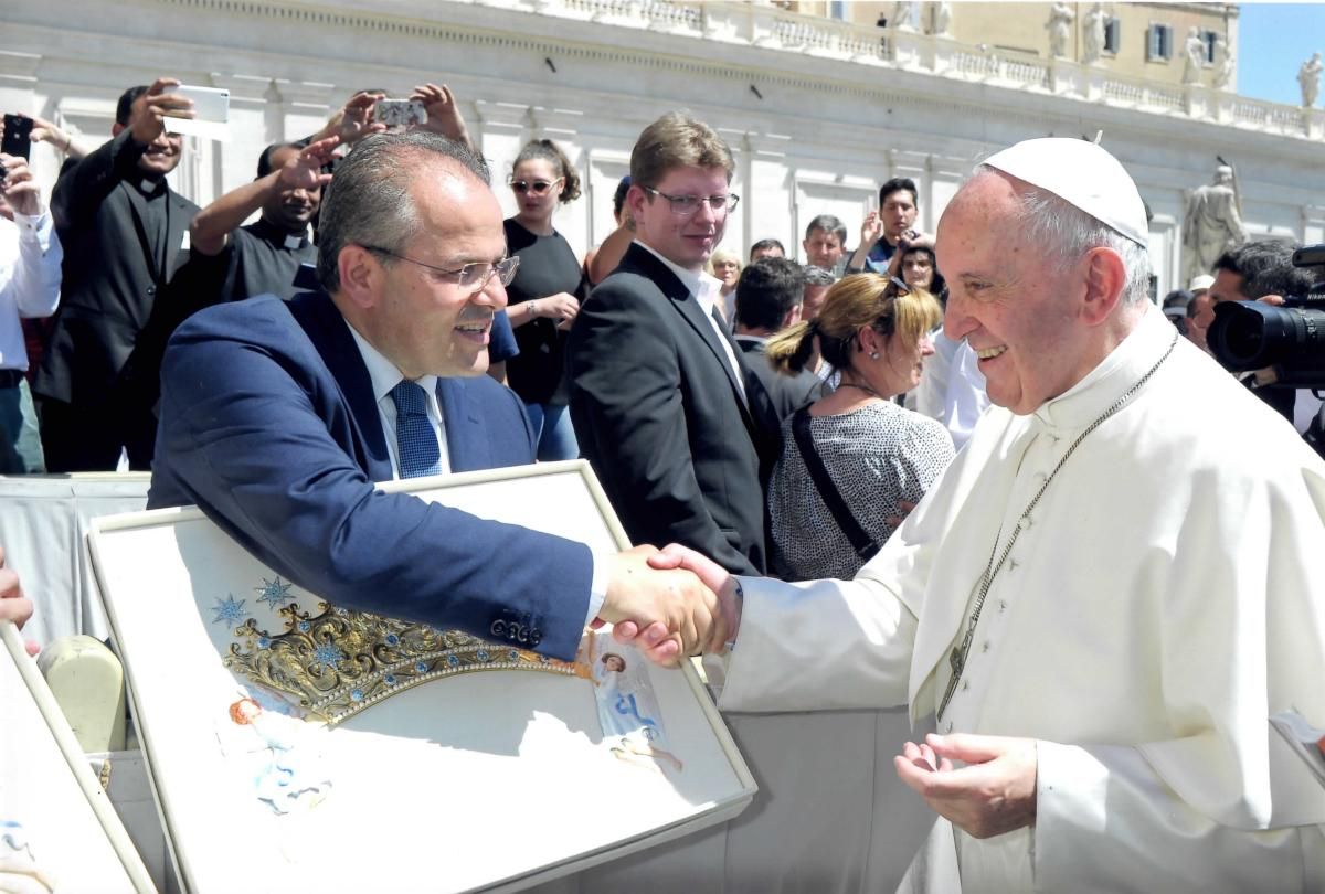Ad Affidato la realizzazione del giglio d’argento di Sant’Antonio nel Leccese