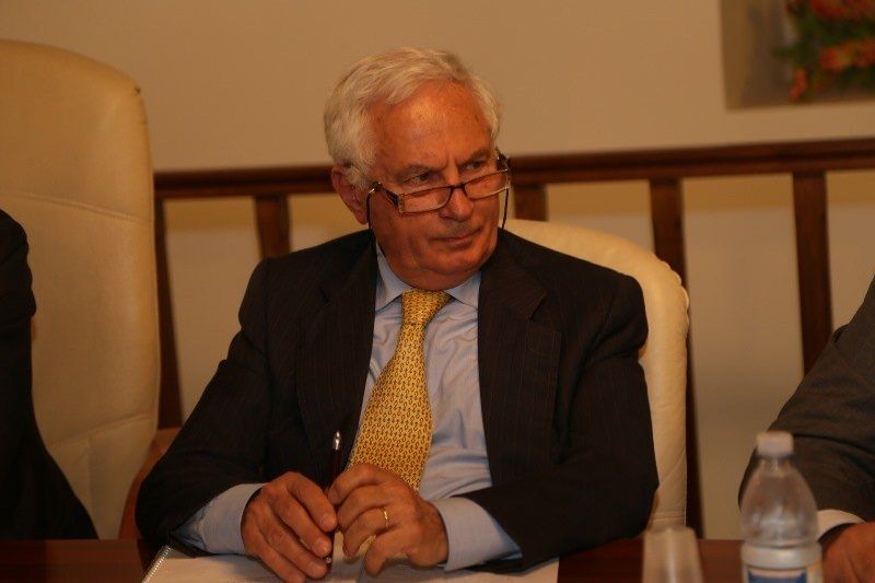 Vibo, tra Scura e i primari torna il sereno