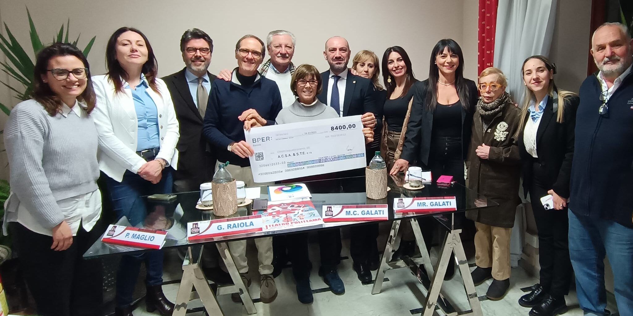 “Artisti in corsia” a Catanzaro, consegnati i proventi della settima edizione