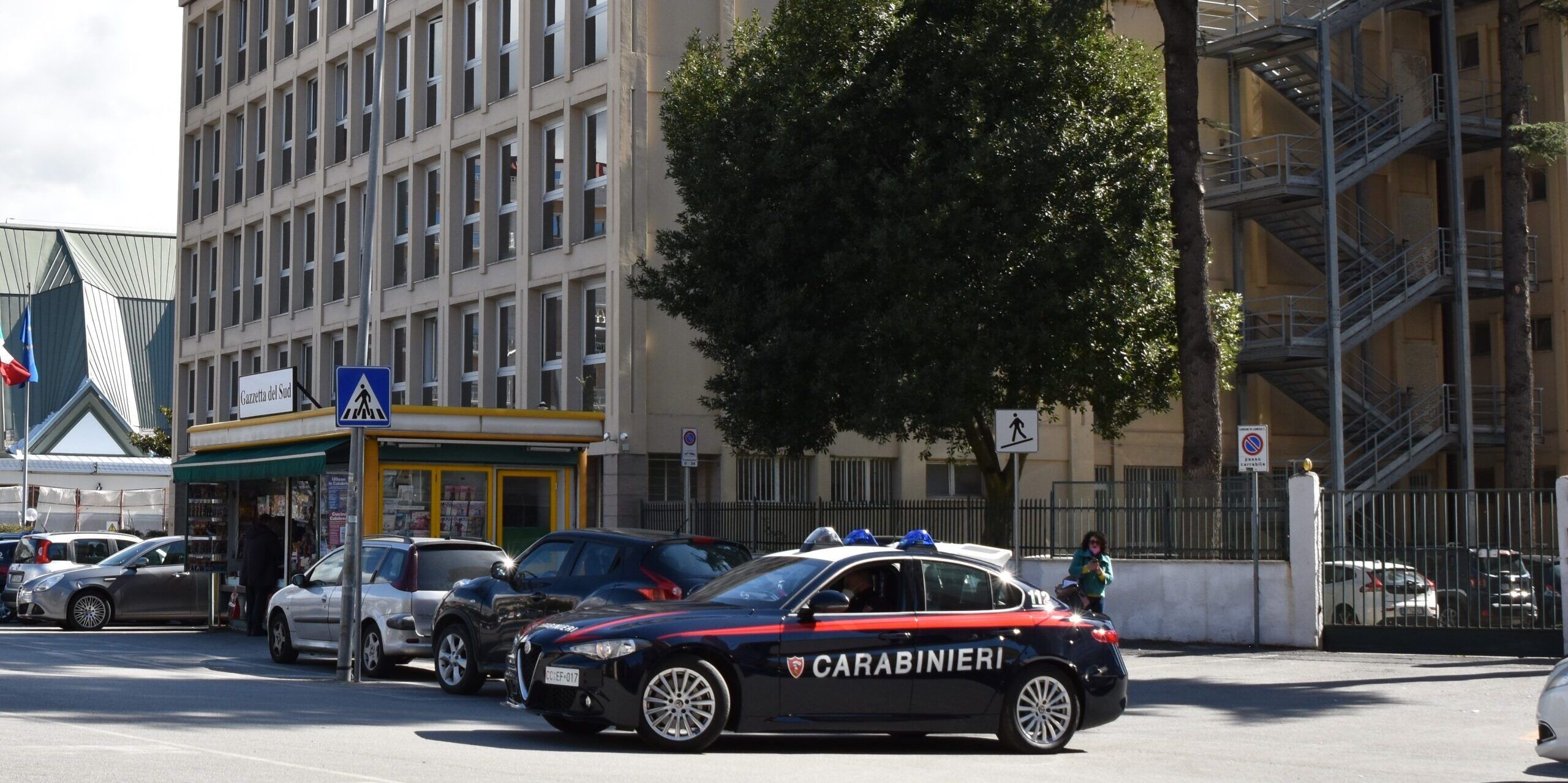 Minacciava la madre e il fratello per ottenere soldi da spendere in droga, un arresto a Gizzeria