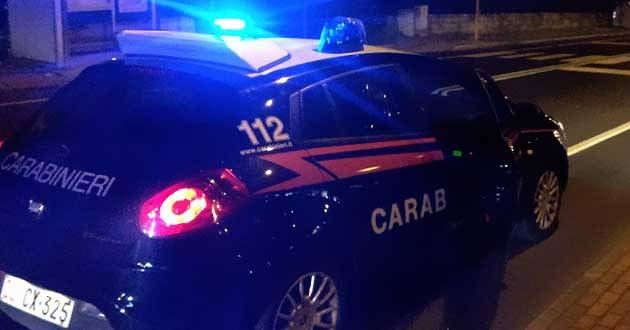 Festeggia Capodanno sparando dal balcone, denunciato
