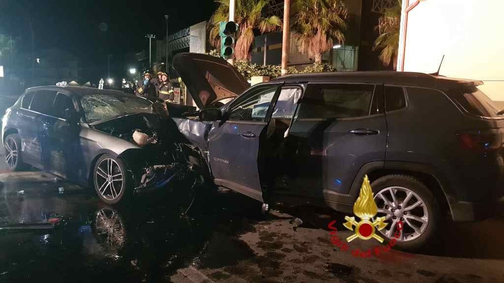 Incidente sulla statale 106 a Siderno: quattro feriti