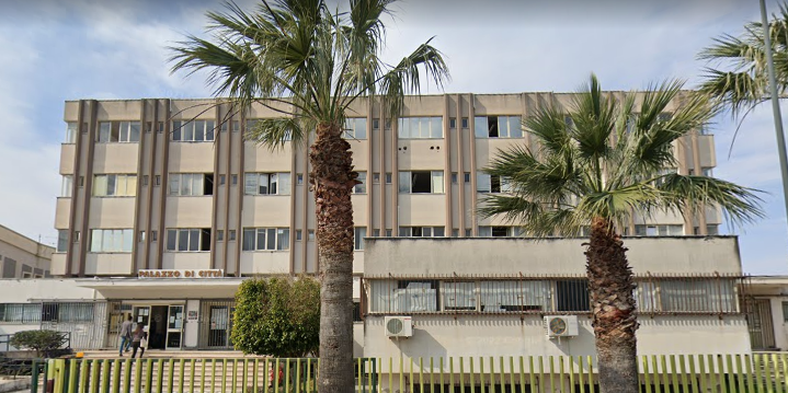 Scalea, schede scomparse e ritrovate al seggio: presidente prelevata dai carabinieri