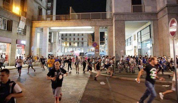 Panico a Torino, migliorano le condizioni della 26enne