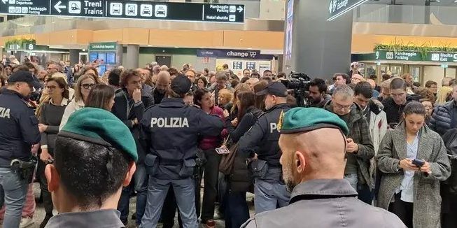 «Siamo a casa». Il rientro degli studenti dagli Emirati