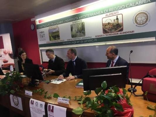 A Reggio il corso per diventare assaggiatori di vini