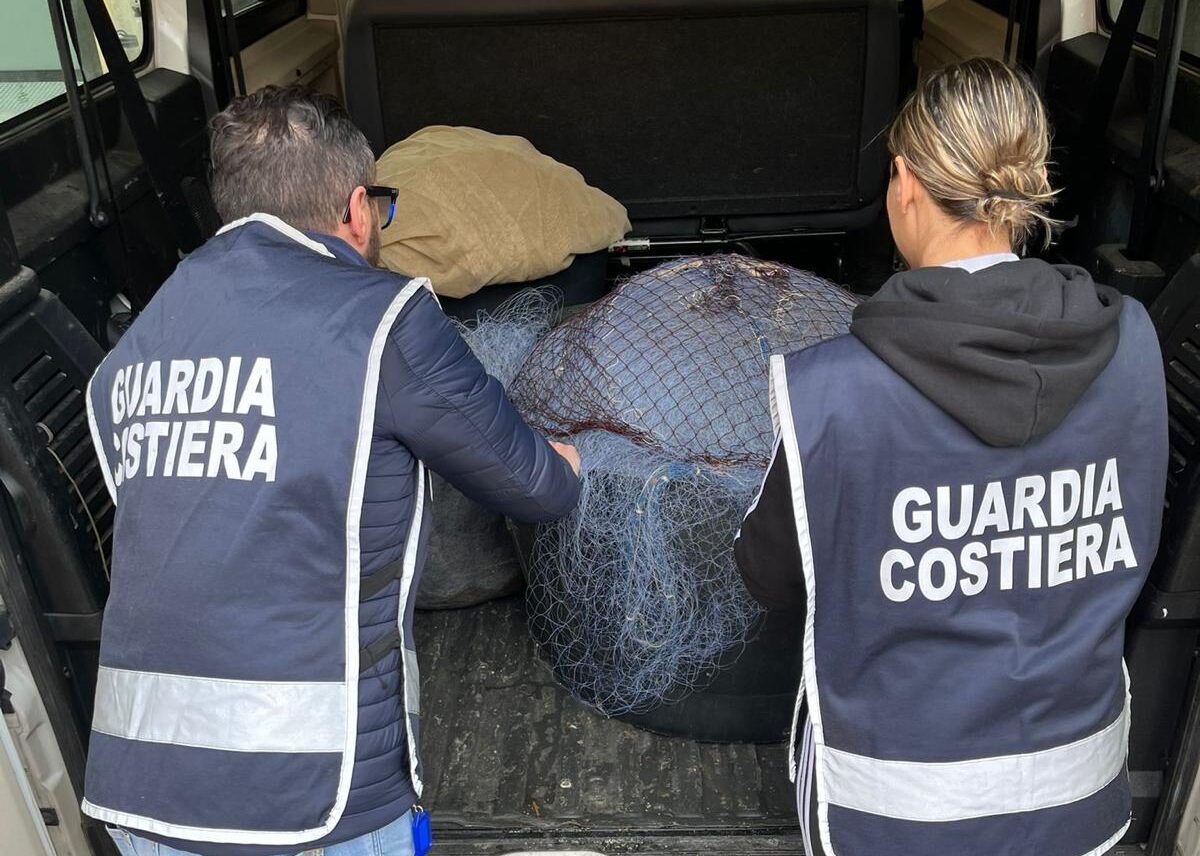 Pesca illegale tra Lamezia e Gizzeria, sequestrati 15 kg di prodotti ittici – FOTO