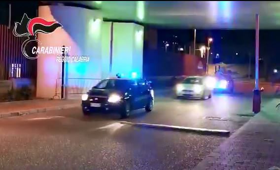 Operazione contro le truffe online, chiuse a Reggio le indagini su 117 persone – VIDEO