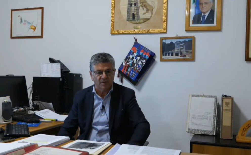 Omissione in atti d’ufficio, archiviato il procedimento per il sindaco di Torano Castello per «insussistenza dell’ipotesi di accusa»