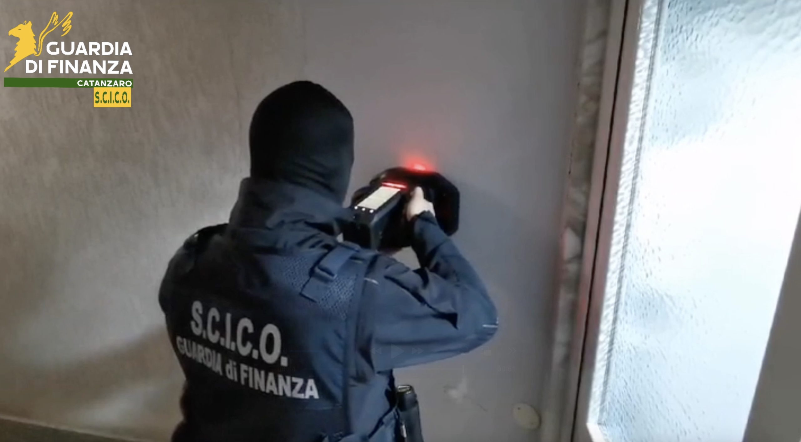 Il clan dei Casamonica e i legami con i Giampà, sequestri per quasi un milione di euro a 5 soggetti – VIDEO