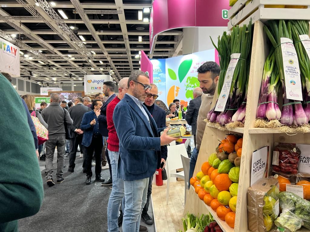 Consorzio di tutela a “Fruit Logistic”, Minisci: «Clementine di Calabria sono risorsa per il Paese»