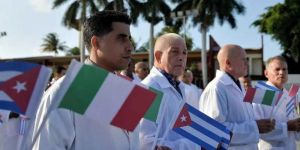 Medici cubani “disertori”: assunzioni negate in Calabria tra possibili pressioni esterne e dimissioni contestate