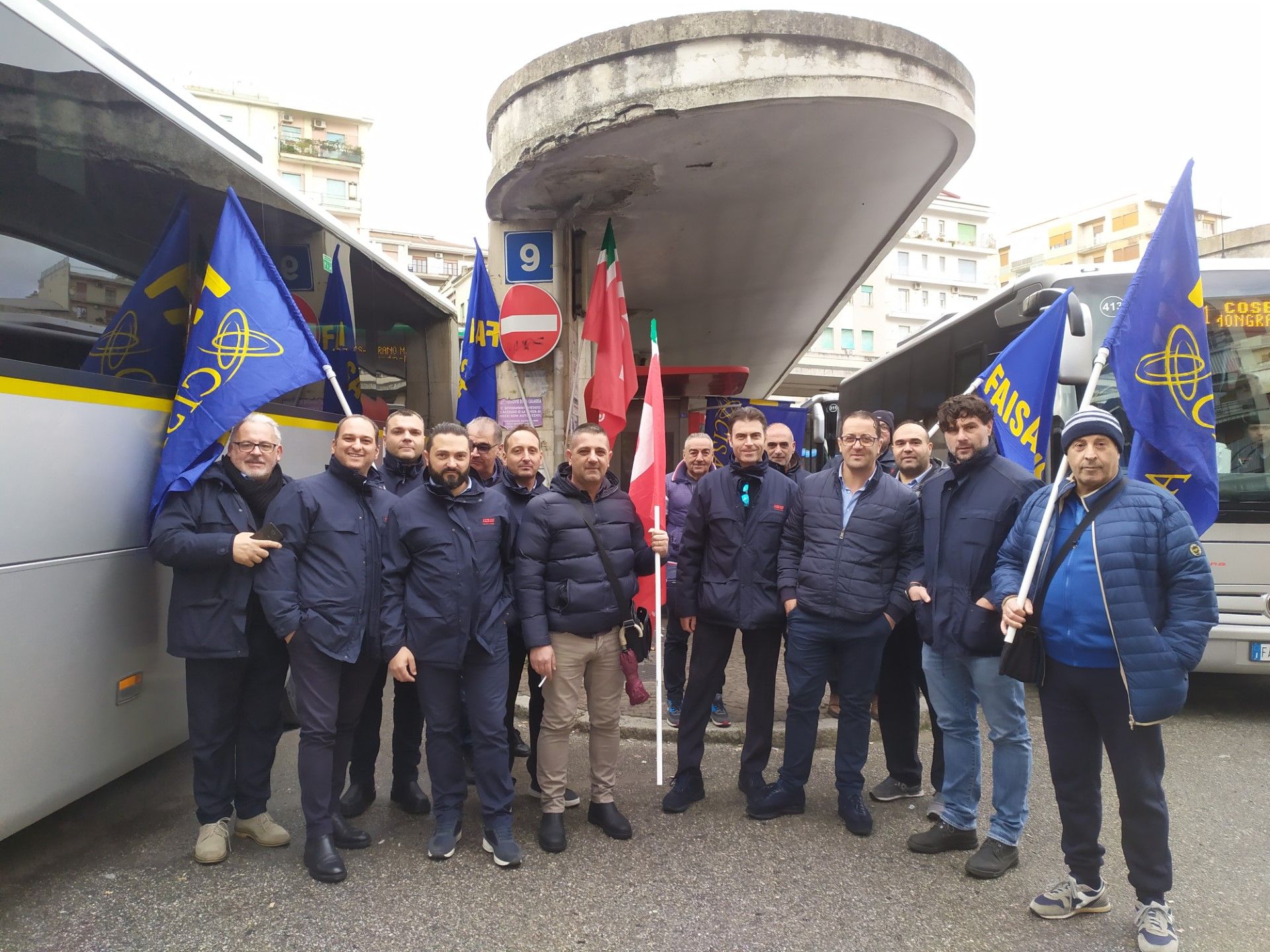 Sciopero Ias Scura, adesione del 100%. «Basta scuse, contratto aziendale subito» – VIDEO e FOTO