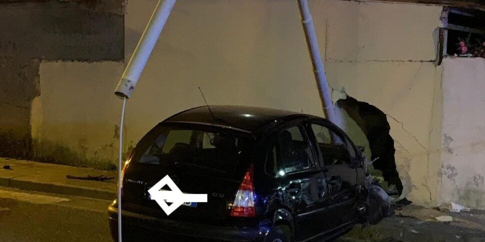 Brutto incidente a Reggio Calabria, grave una donna di 34 anni