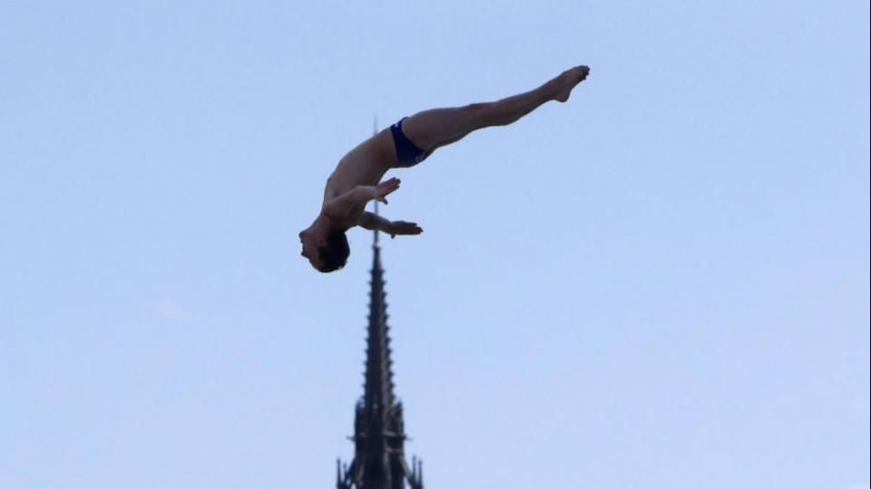 Mondiali tuffi, De Rose da brivido. «Bronzo dedicato a mio padre»