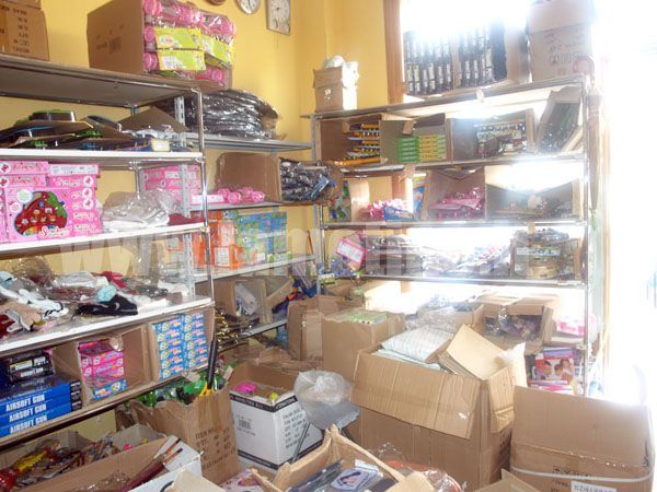 Lamezia, sequestrati oltre diecimila giocattoli taroccati