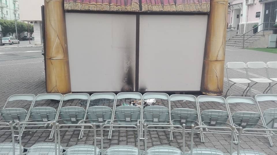 Crotone, vandali colpiscono il teatrino dei burattini