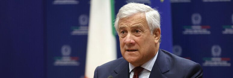Tajani: «Preoccupa la situazione in Siria, si rischia un collasso migratorio»