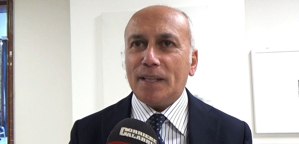 Emigrazione sanitaria, il 75,1% delle famiglie con un figlio malato di tumore ricorre a cure fuori regione